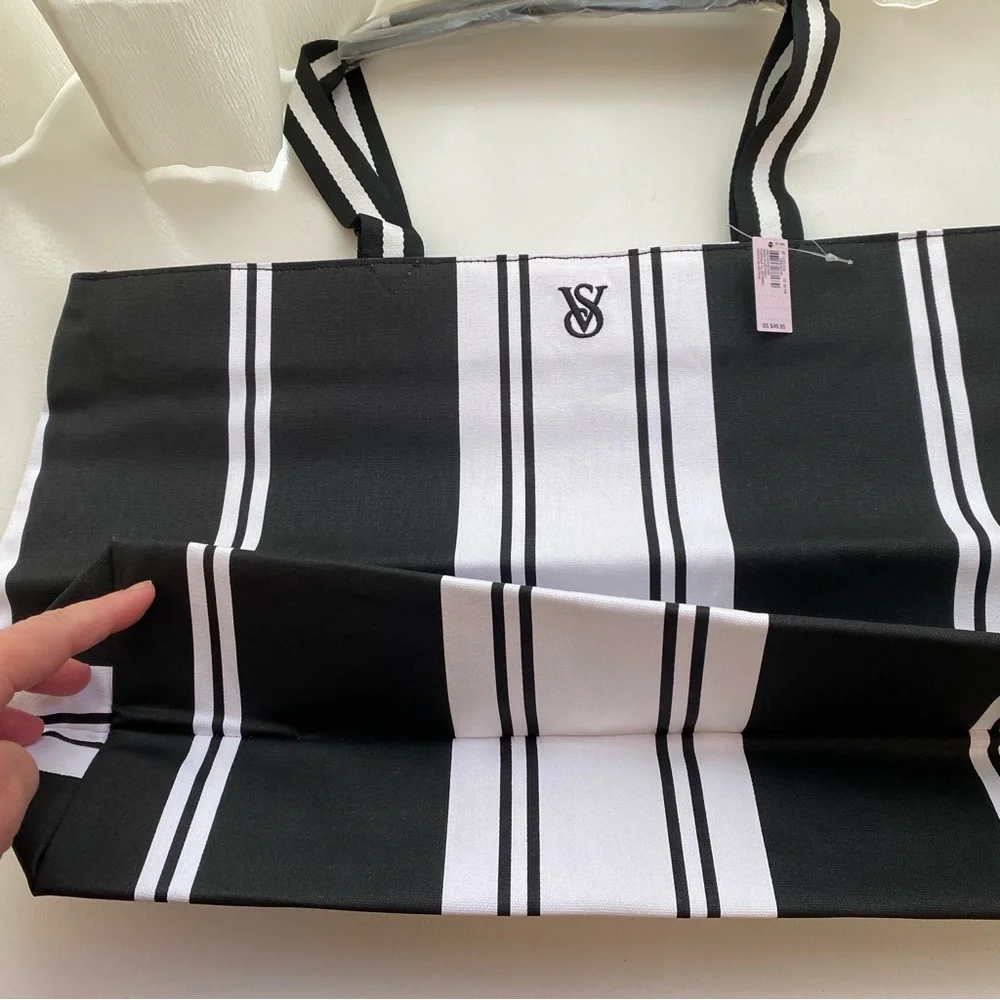 NWT Victoria’s Secret VS Striped Tote - Picture 2 of 10